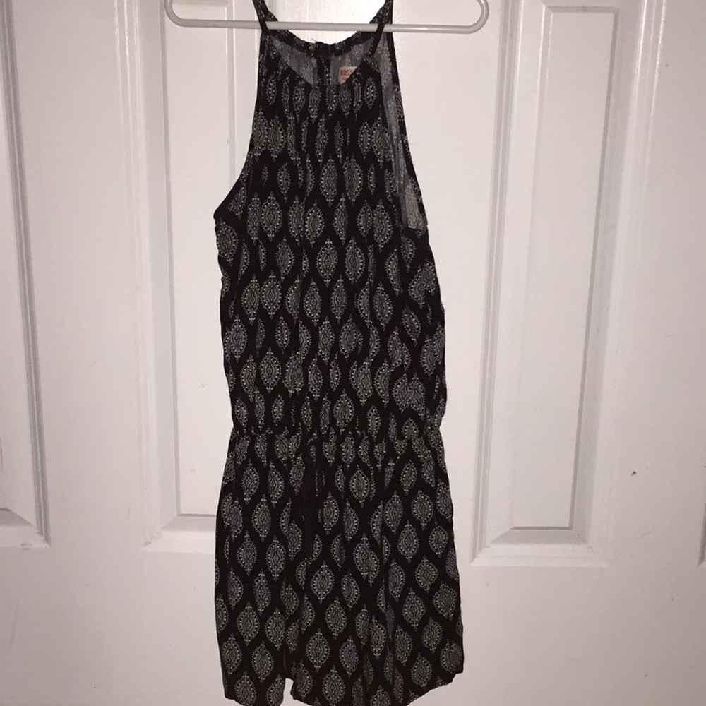Romper - Picture 3 of 7